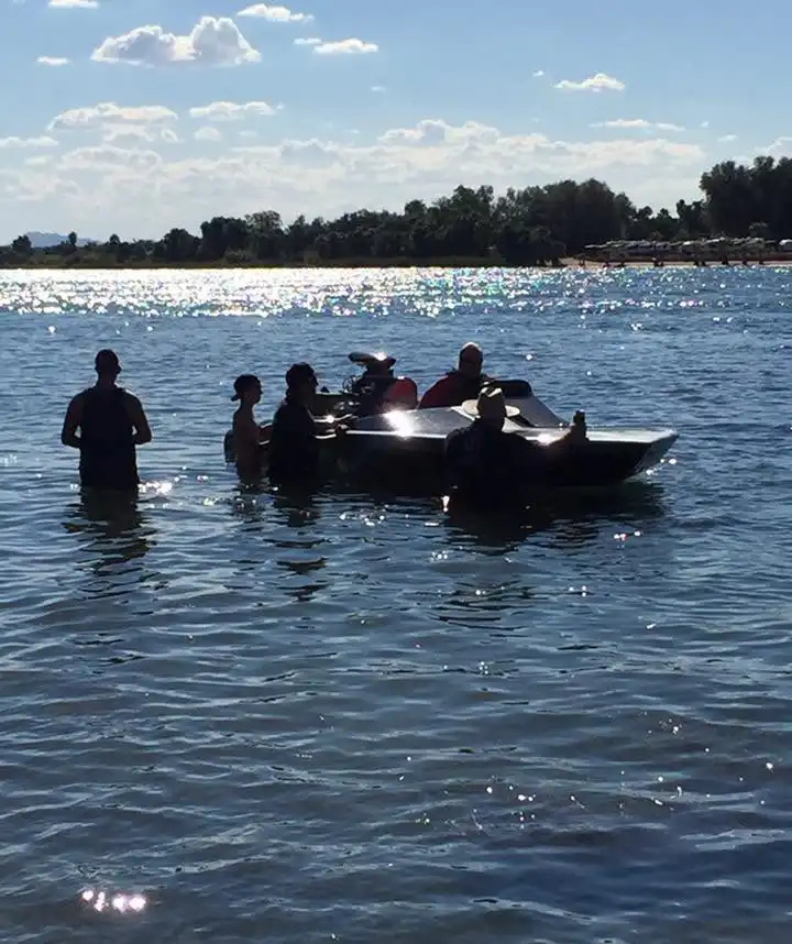 River Speed and Sport - Boat Service